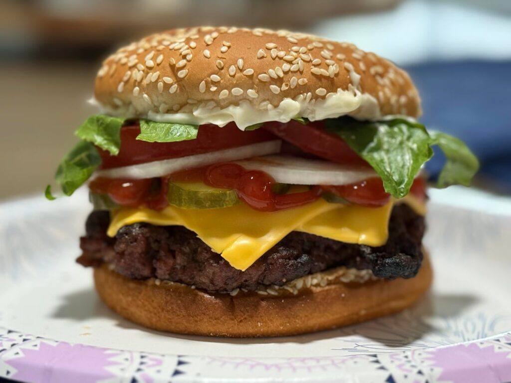 Flame grilled burger (Whopper copycat)