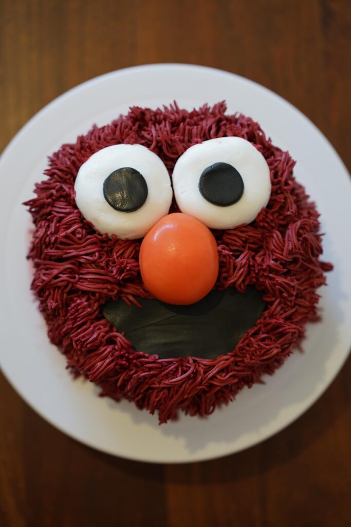 My first attempt at cake decorating