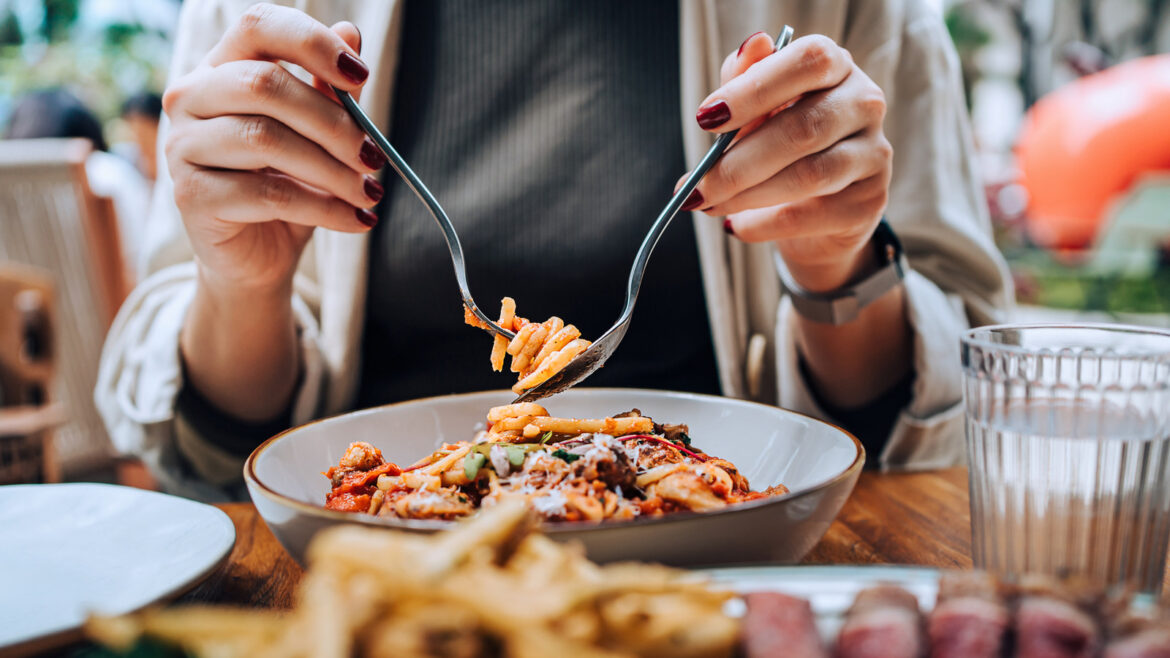 Why Olive Garden Will Always Be A Risk To Gluten-Sensitive Diners