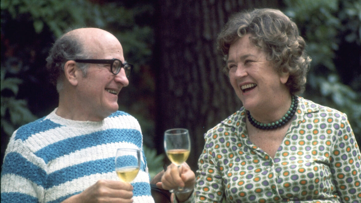 Julia Child’s Hilarious Solution For Her Failed Dishes Julia Child's Hilarious Solution For Her Failed Dishes