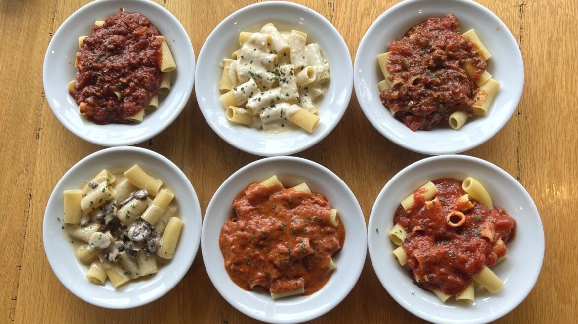 We Tried All 6 Sauces At Olive Garden And Ranked Them Worst To Best