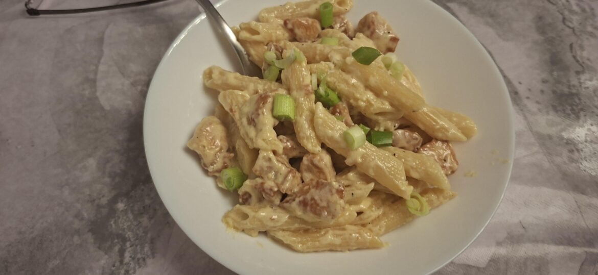 Chicken cheddar pasta