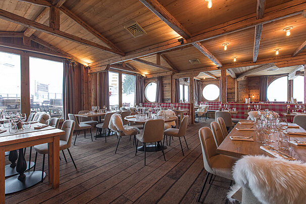 La Reserve Restaurant, Avoriaz interior
