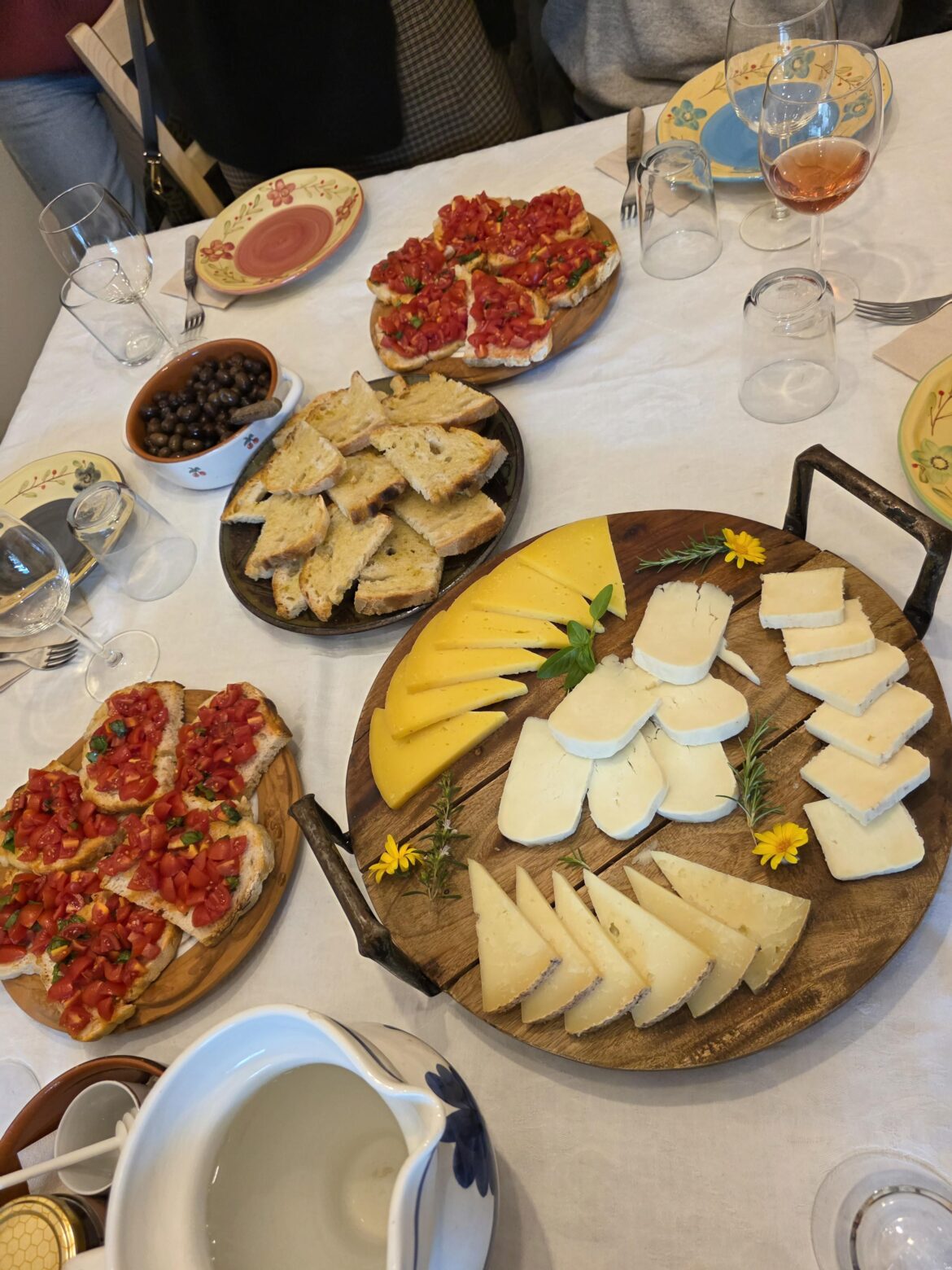 Homemade/grown cow and goat cheese, olives, olive oil, tomatoes and wine I've had at a small farm in Chianti (Italy)