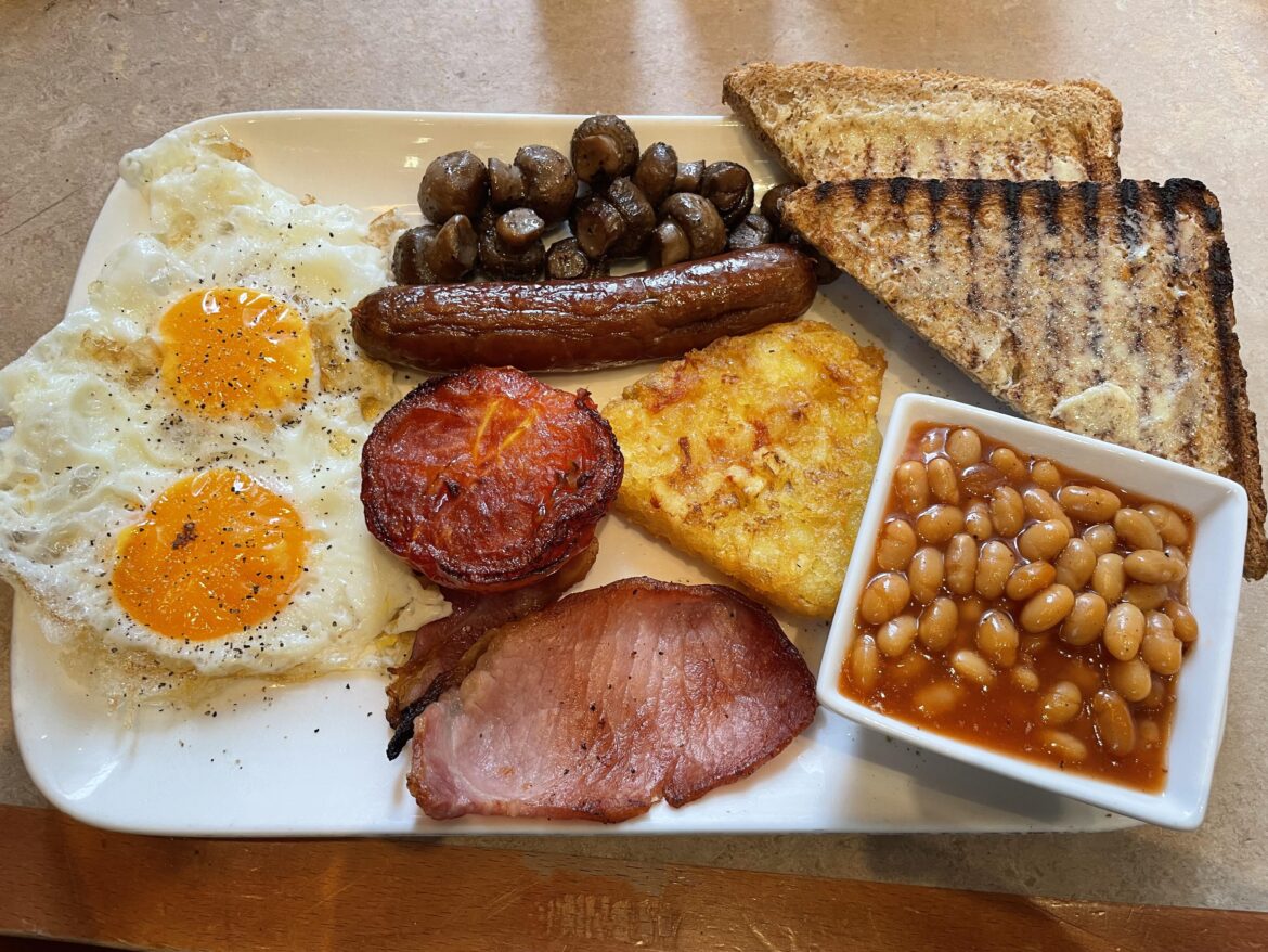 Full English from Caffe Concerto, Covent Garden. £12.95, was decent, everything tasted nice. That price is on the specials board, they hope you haven’t seen it and instead pay the £18 in the menu, so make sure you ask for it if you go in.