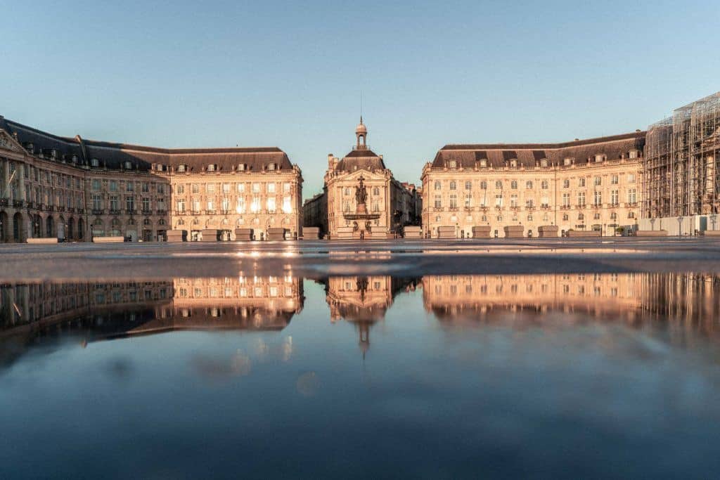 10 Reasons to Visit Bordeaux (And it's not just the wine!). Here's what you ned to see in Bordeaux, the beautiful wine city of Nouvelle-Aquitaine, South West France, Europe