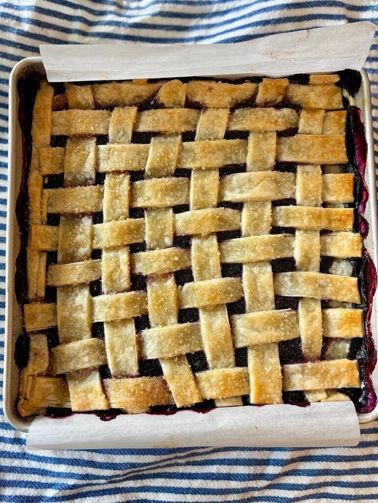 Blueberry pie bars (summer is not over yet!!!)