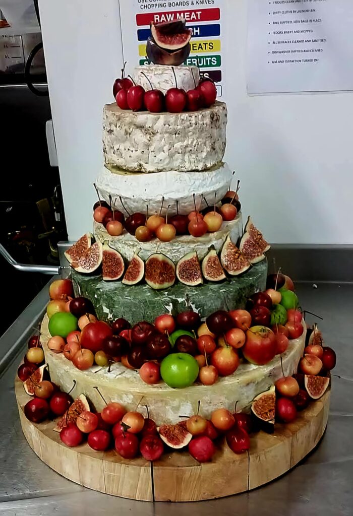 Did anyone have one of these “cheesecakes” for their wedding? Did anyone have one of these "cheesecakes" for their wedding?