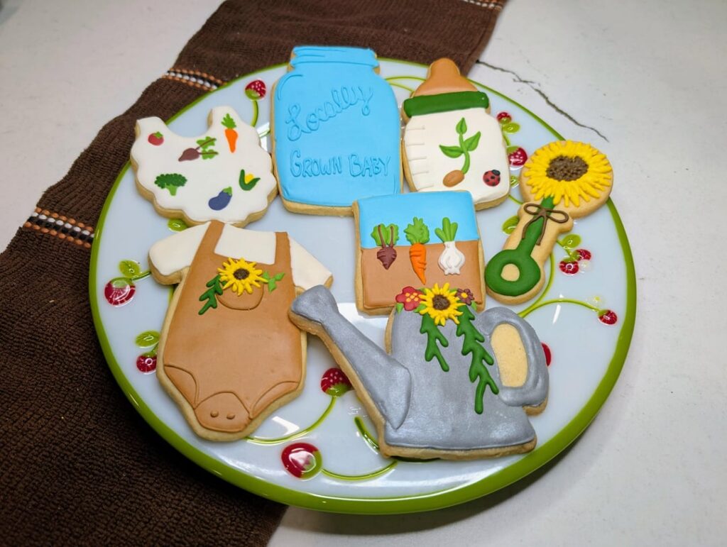 So happy with this baby shower set for my cousin