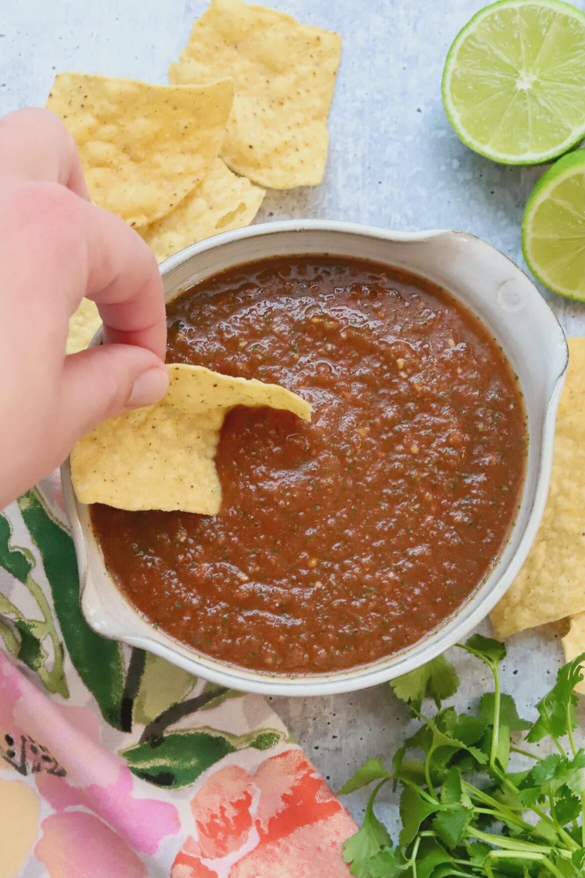 Super Easy Restaurant Style Salsa