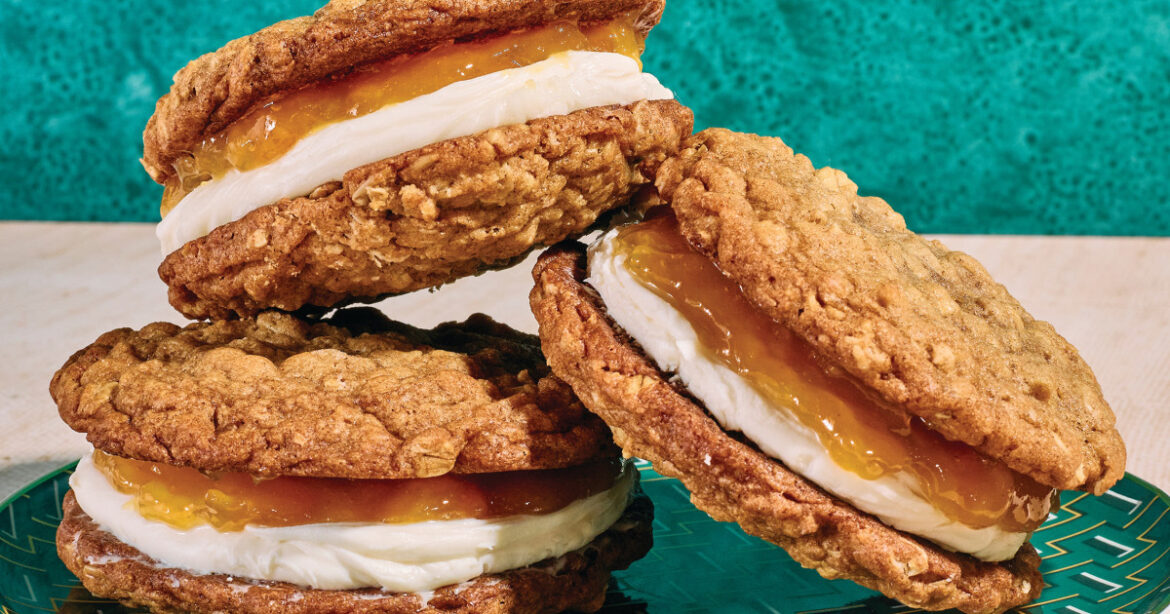 Oatmeal Peaches and Creme Pies Oatmeal Peaches and Creme Pies