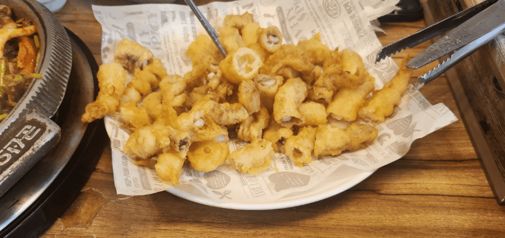 Fried squid and shrimp 🍤 🦑