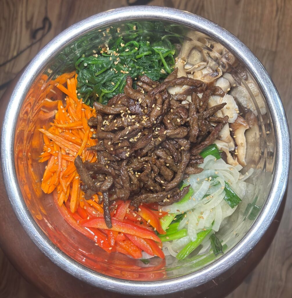 I couldn’t find anywhere to post, but I made japchae for the first time.