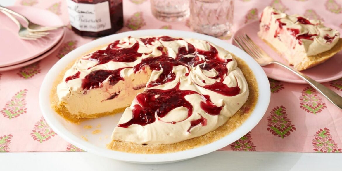 20 Peanut Butter and Jelly Recipes That Taste Like Nostalgia 20 Peanut Butter and Jelly Recipes That Taste Like Nostalgia