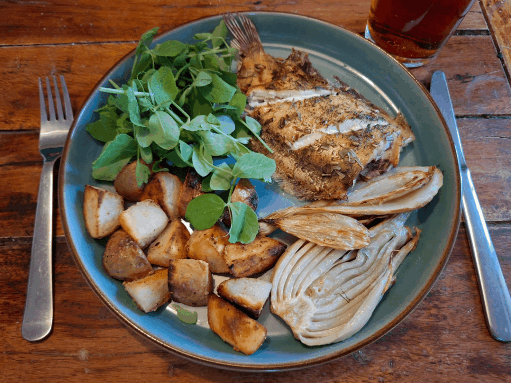 Lemon sole, fennel, sautéed potatoes