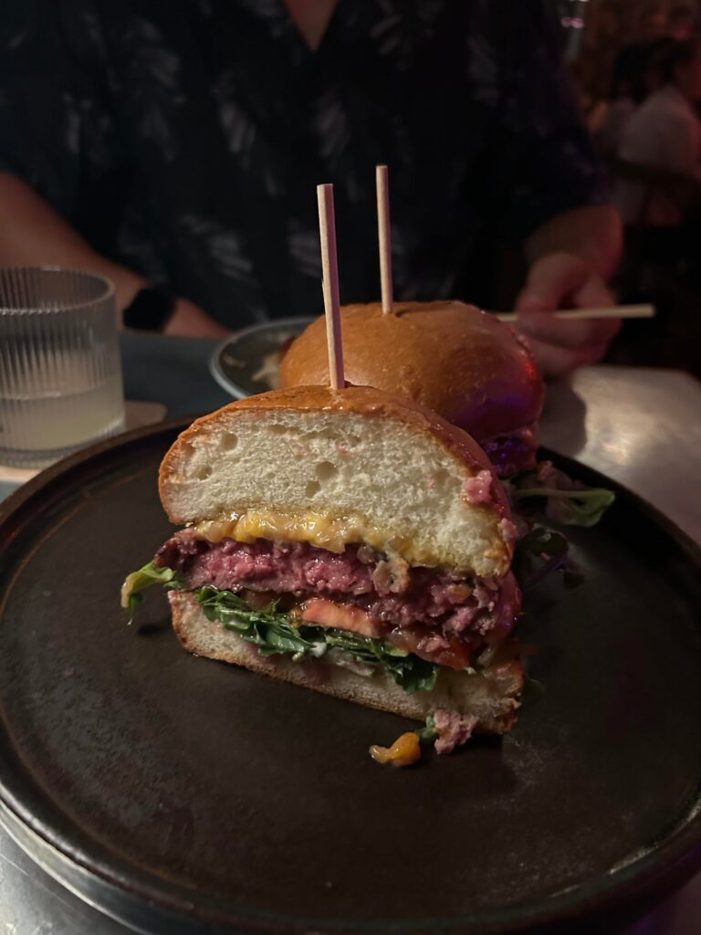 Hiro Izakaya — New Contender for Best Burger Hiro Izakaya — New Contender for Best Burger