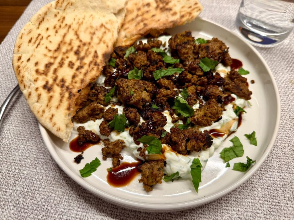NYT Smashed Beef Kebab with Cucumber Yogurt 439kcal/40g (free recipe link)