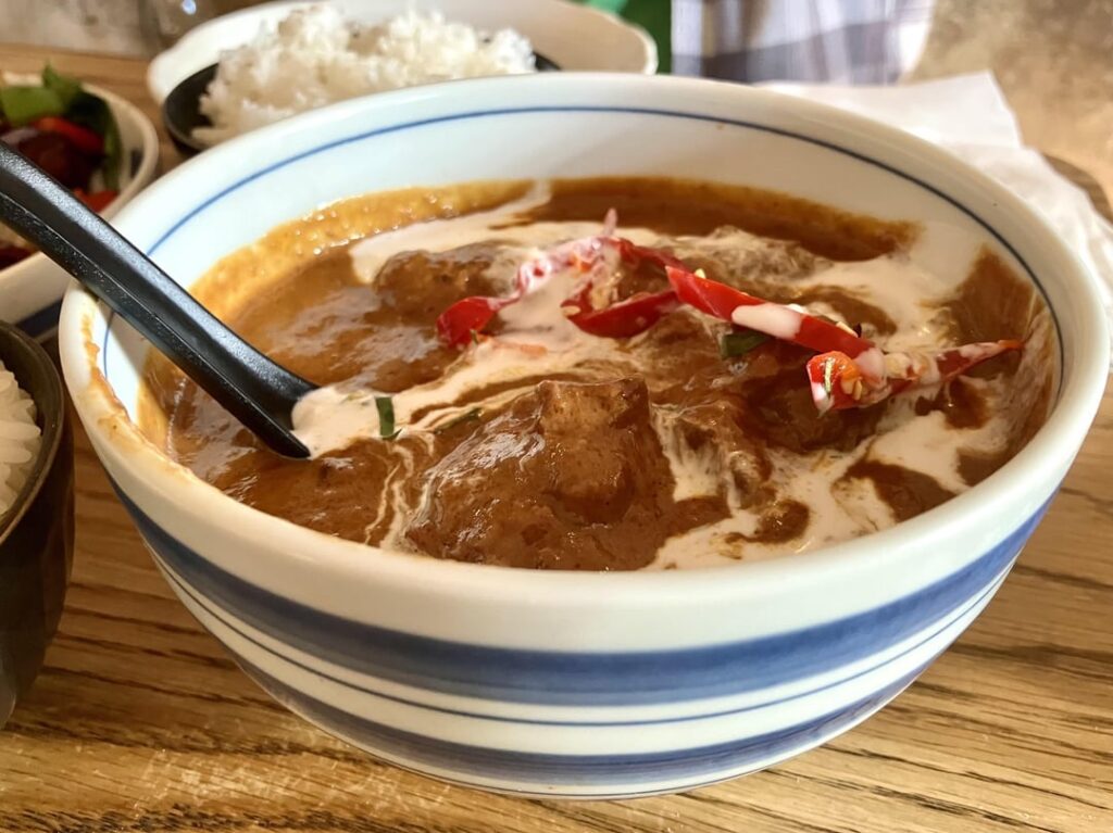 Miya (Thai), Altadena Miya (Thai), Altadena