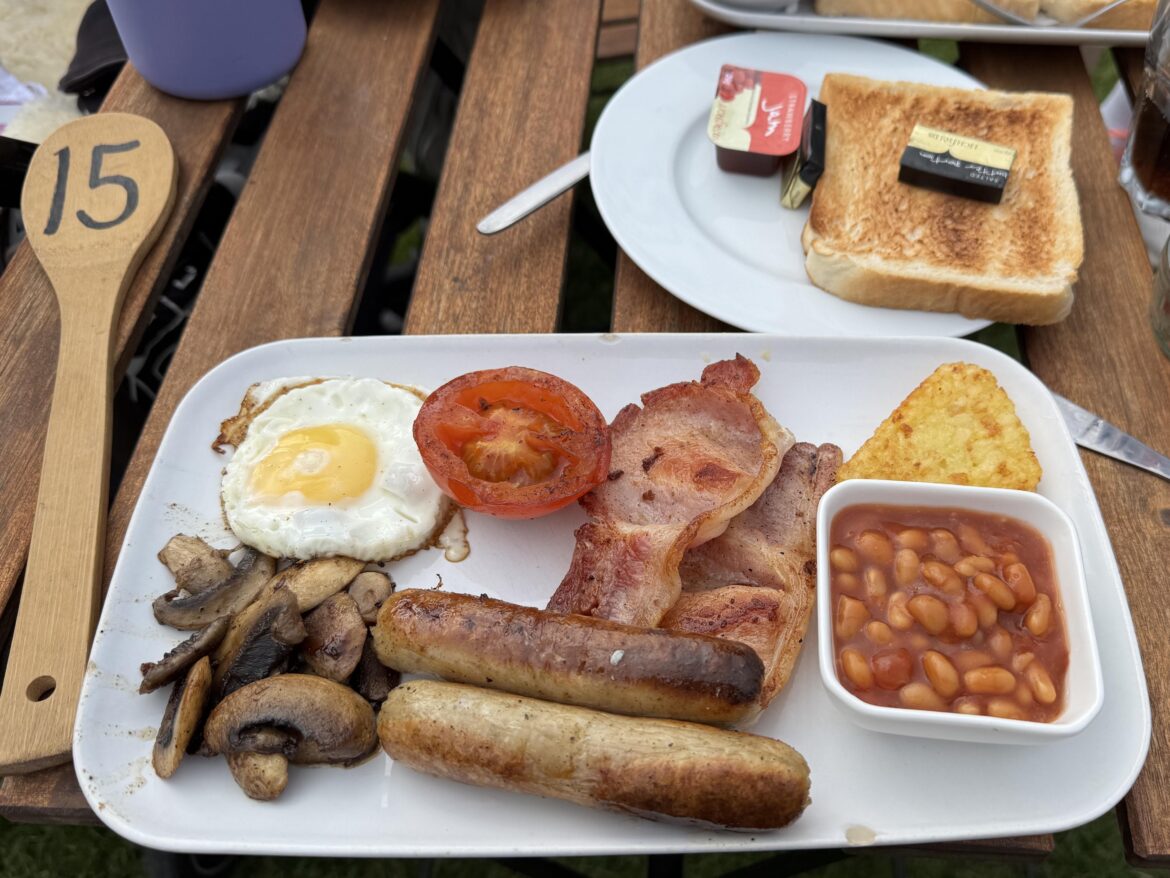 The pavilion cafe, Baslow, £8.50 - 5/10