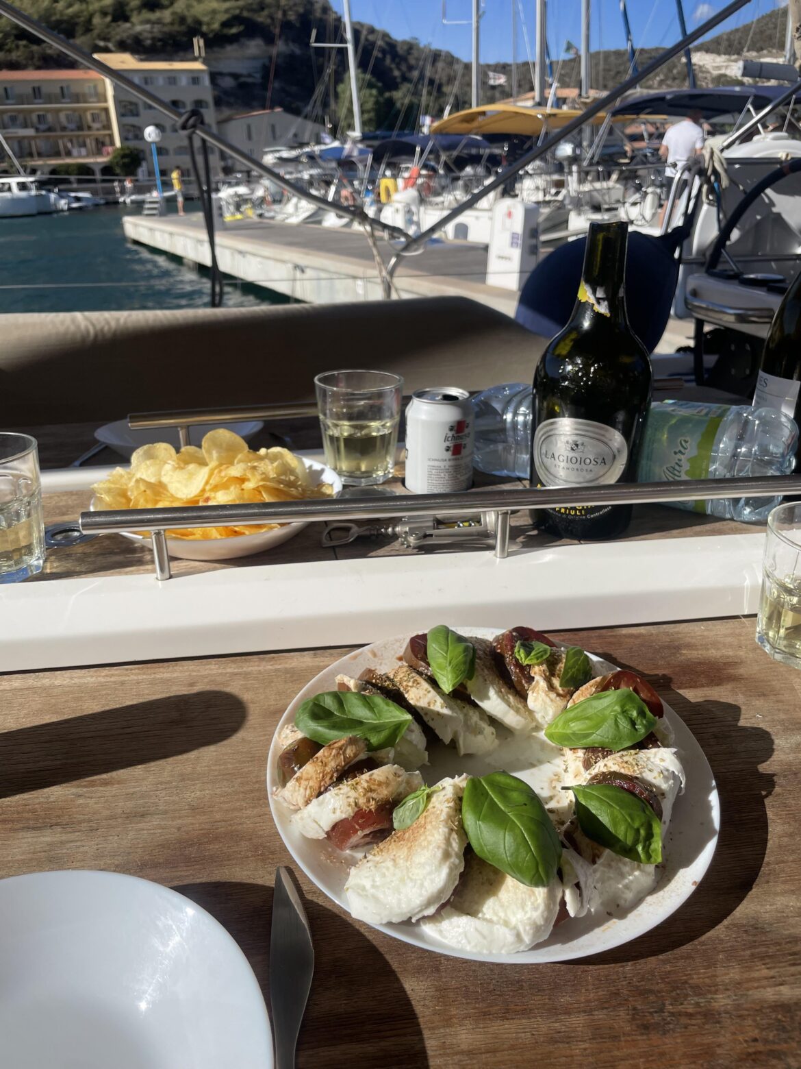 Caprese at the harbor