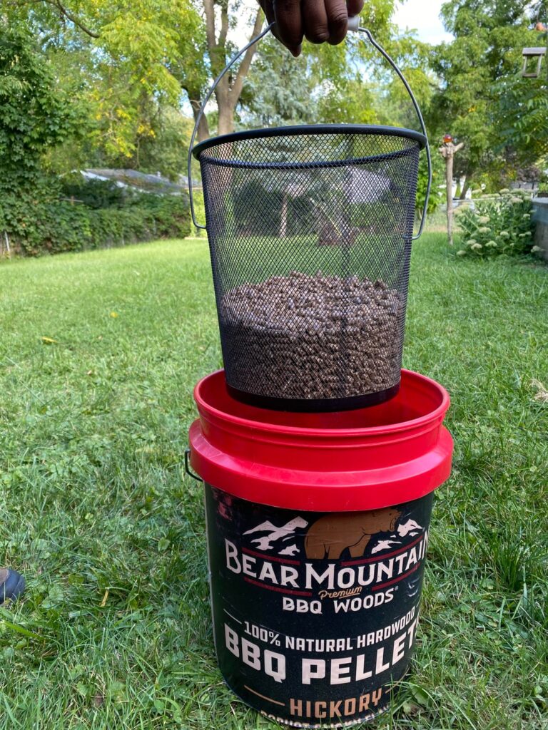 $6.00 pellet sifting idea. Cut out solid bottom and added screen so that it sifts into the bucket.