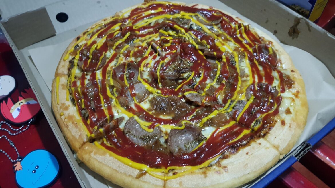 This Boerewors pizza slaps like your mom with a slipper.