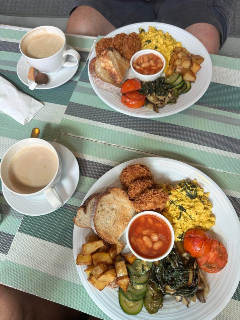 Some of the amazing vegan eats from Bangkok, Chiang Mai (amazing place) and Phuket over the last 3 weeks.