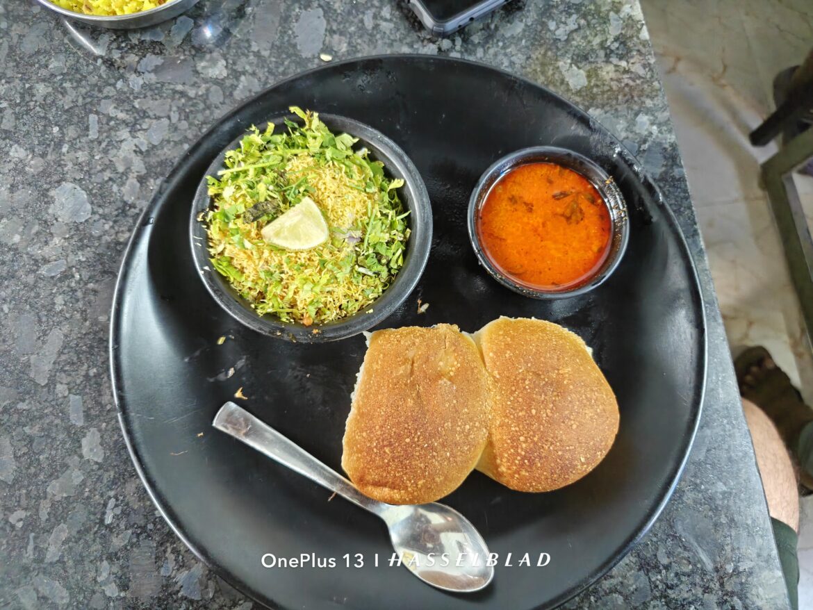 Missal Pav ( India )