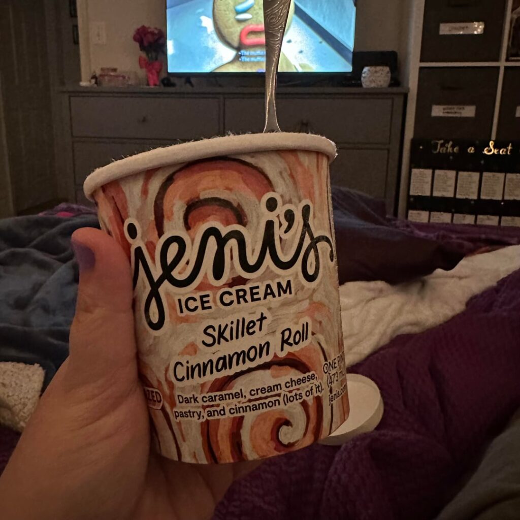 hot take: we need more ice cream options with cinnamon