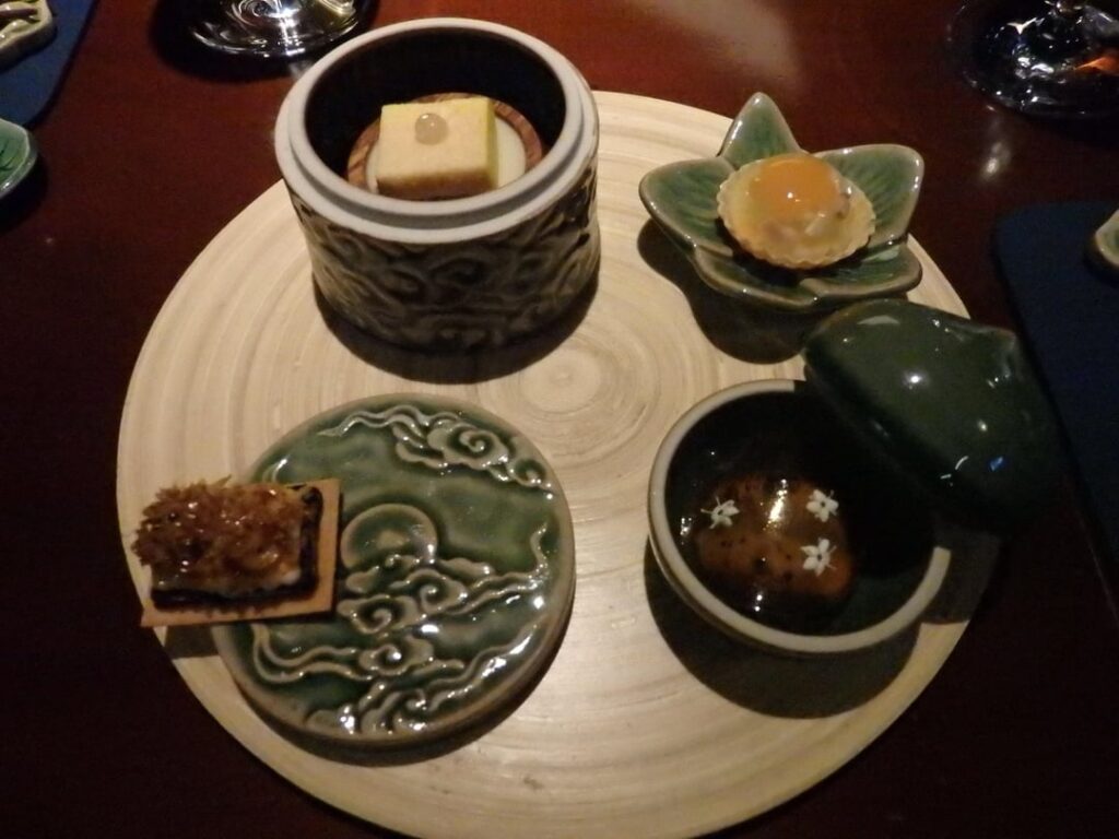 gia 1 star, hanoi vietnam