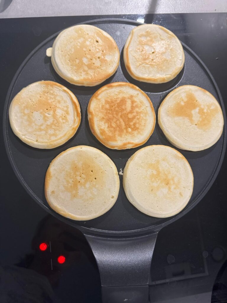 🥞 Pancakes for breakfast – fluffy and simple!