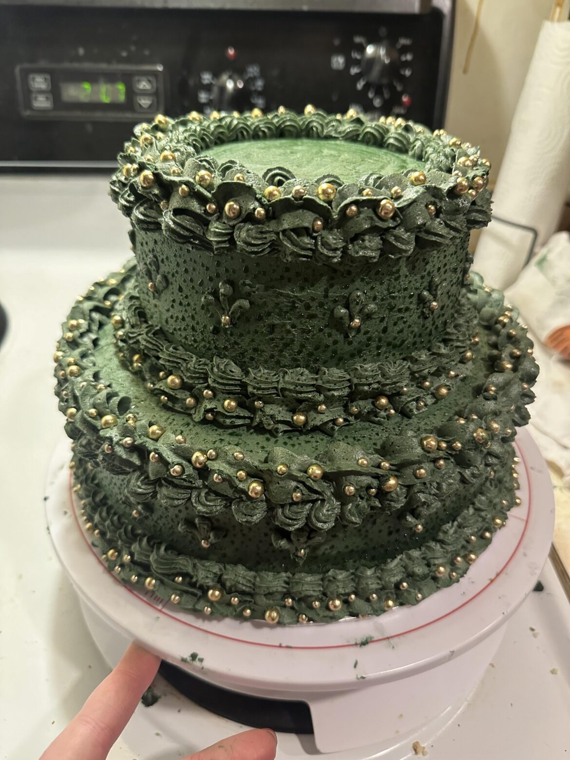 First time decorating a cake!! First time decorating a cake!!