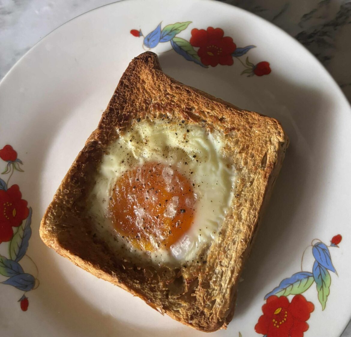 Wheat Bread with Egg on Top