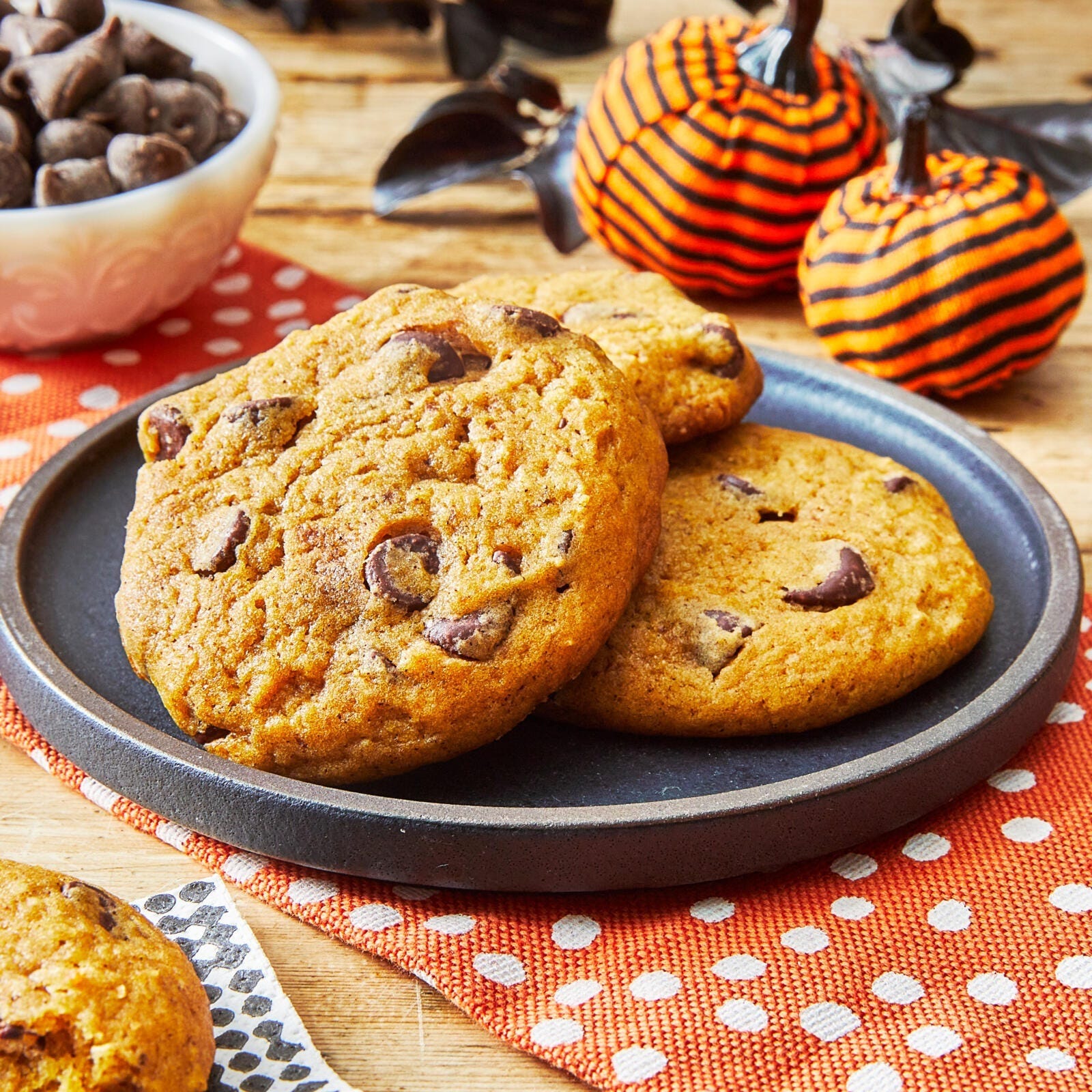 tailgate desserts pumpkin chocolate chip cookies