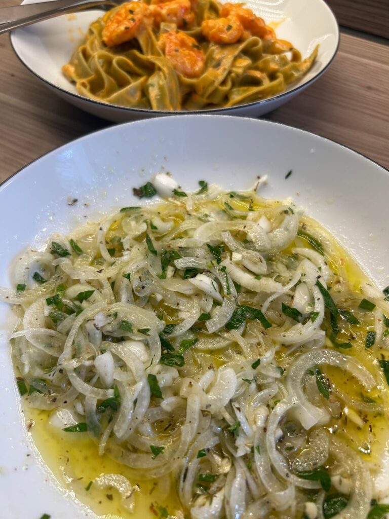 Onion Salad with Garlic