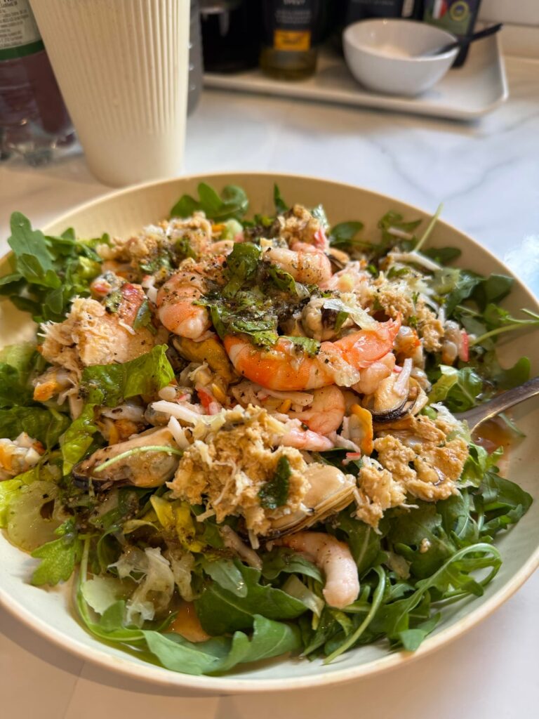 Seafood salad and eat it! Seafood salad and eat it!