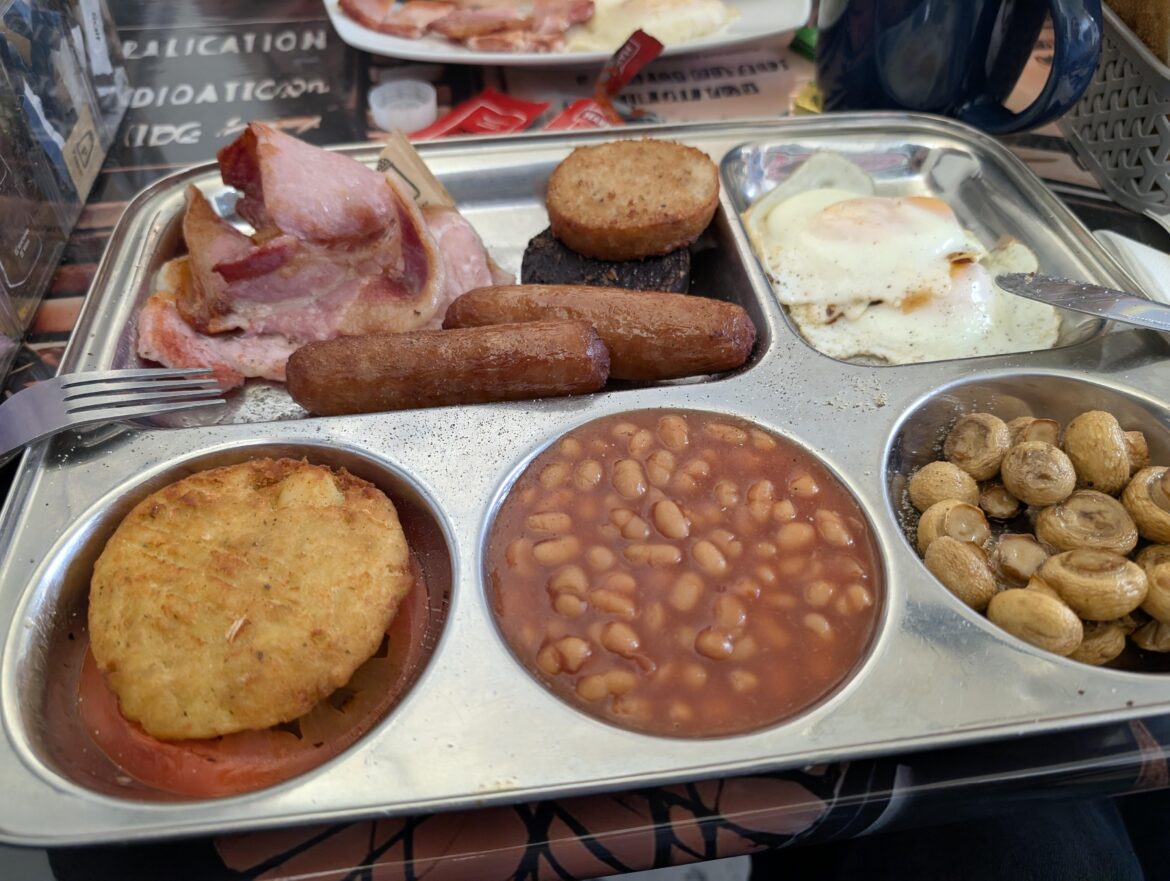 Dave's Diner, Ireland €14