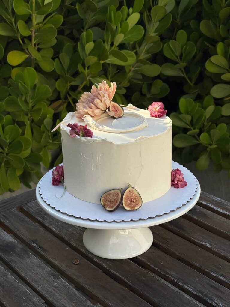 A few recent floral cakes!