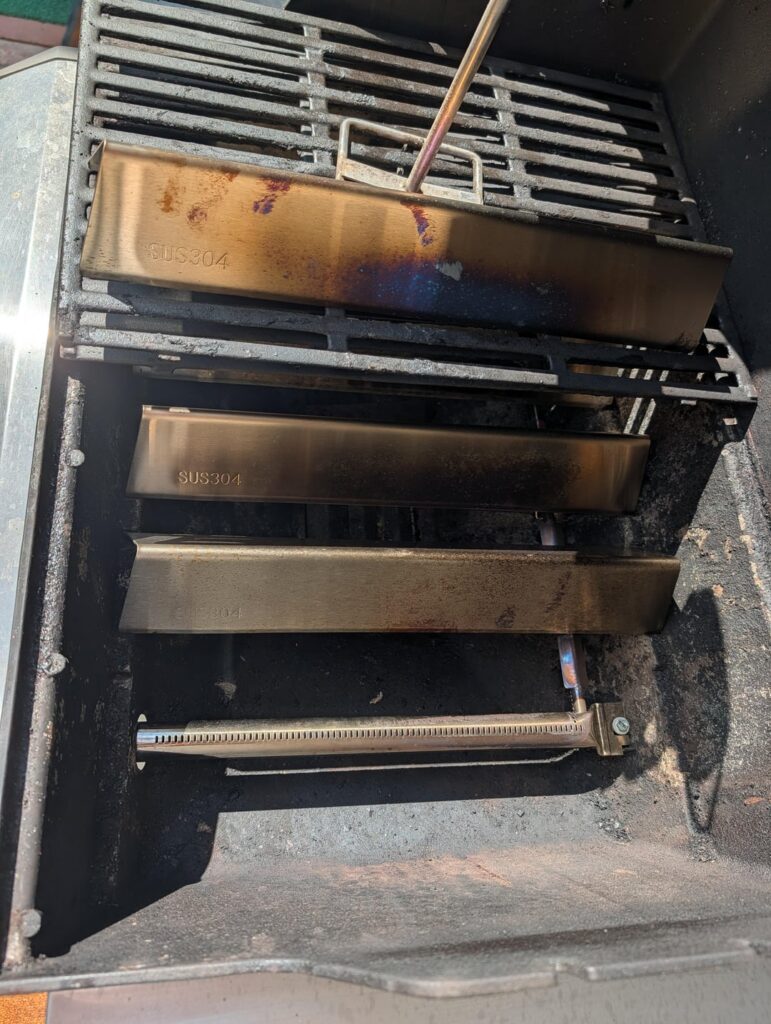 Weber Spirit 2 – Flames keep going out and coming back after replacing burners Weber Spirit 2 - Flames keep going out and coming back after replacing burners
