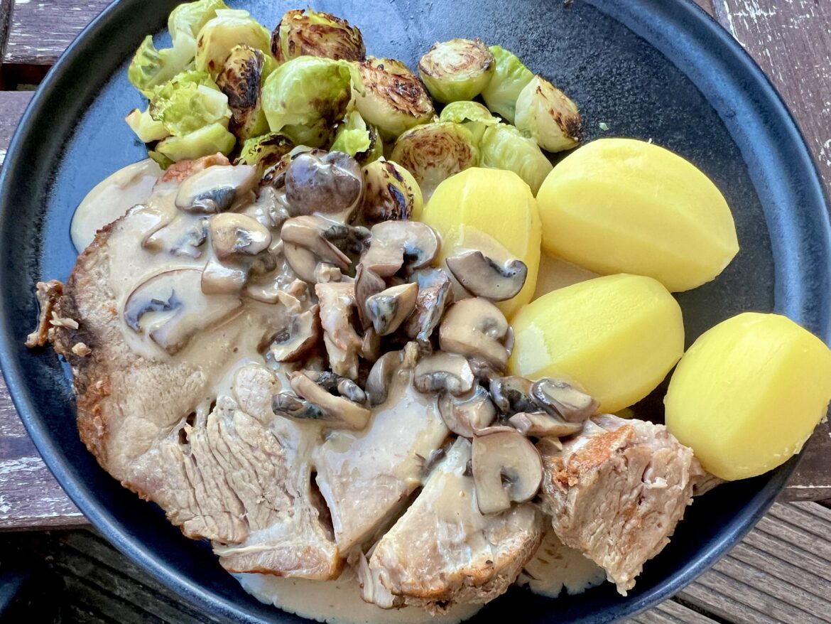 Slow cooker pork roast