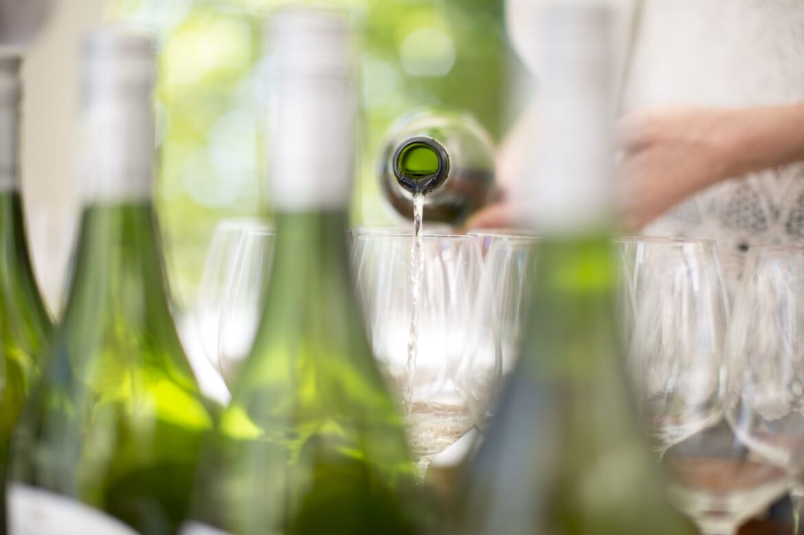 Portuguese to unveil world's lightest glass wine bottle