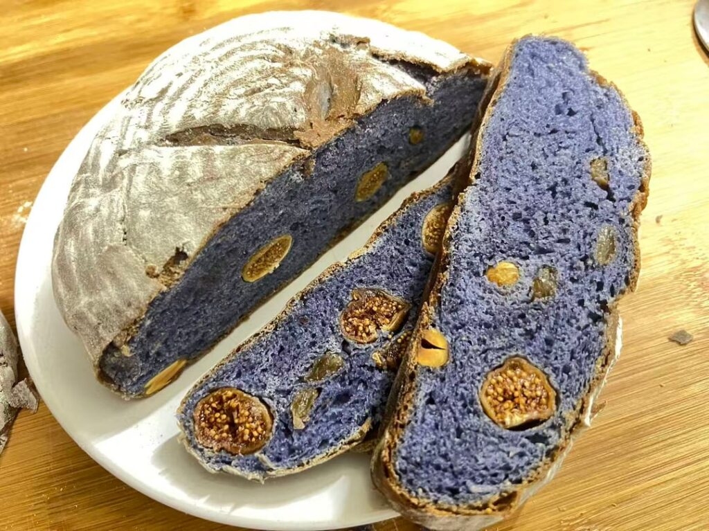 Van Gogh would be proud of my sourdough