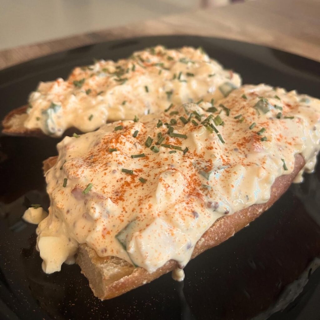 (My way) Egg salad on baguette 🥚