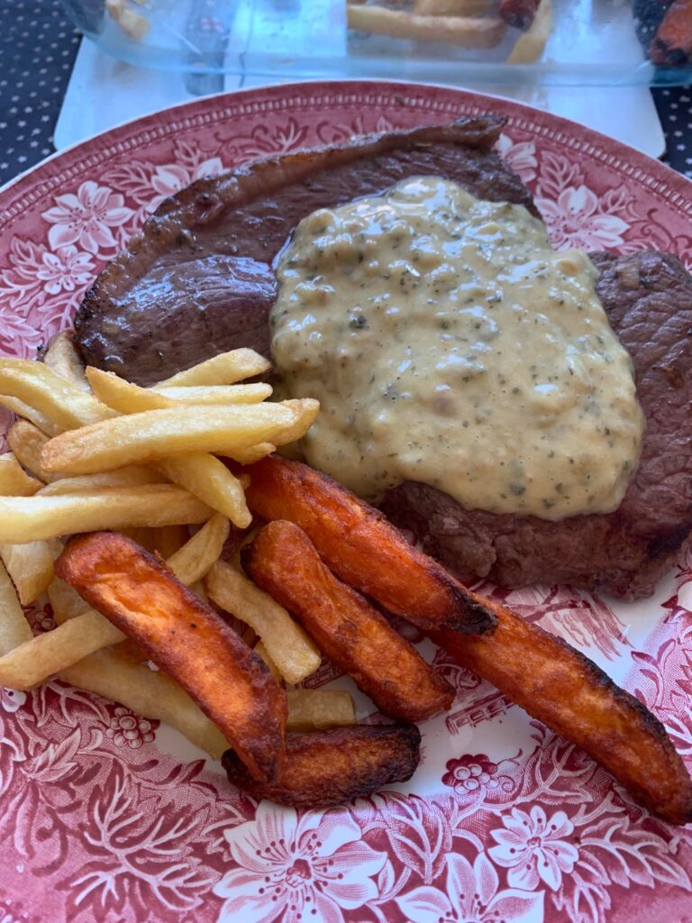 Steak with Relais de L’Entrecôte / Café de Paris sauce