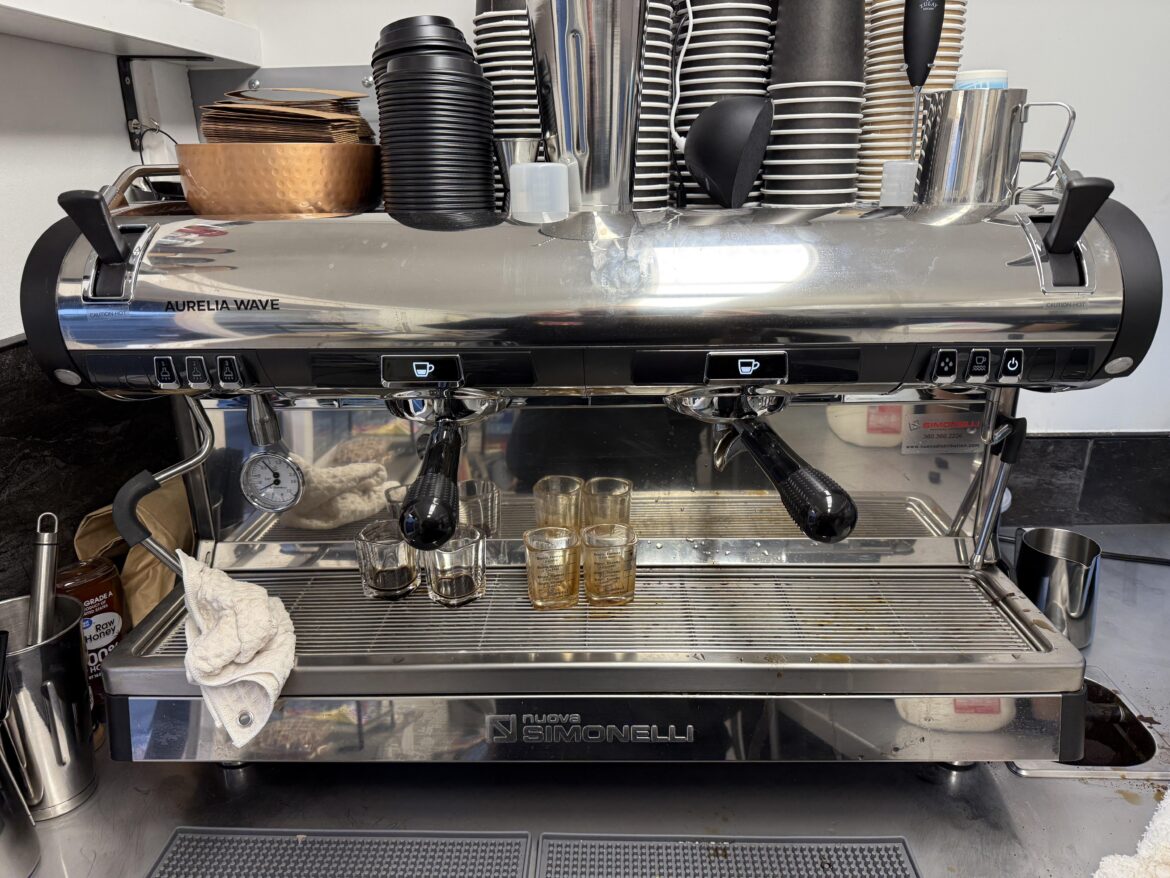 Help! The right porta filter  coffee light is blinking on my nuova simonelli aurelia wave semi automatic