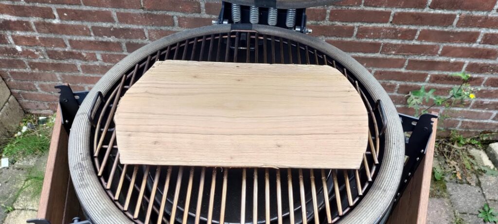 DIY (OAK wood) smoking board DIY (OAK wood) smoking board