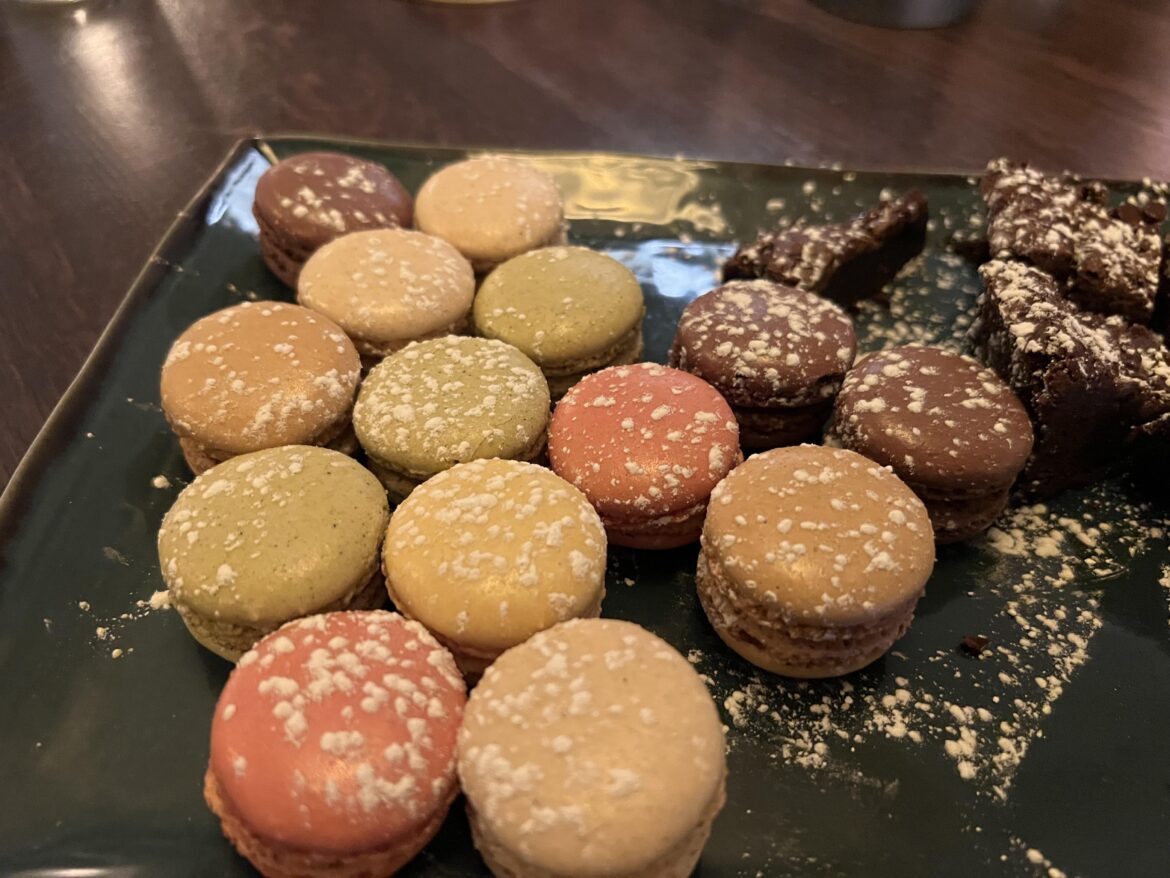 Dessert platter from the table of Reddit