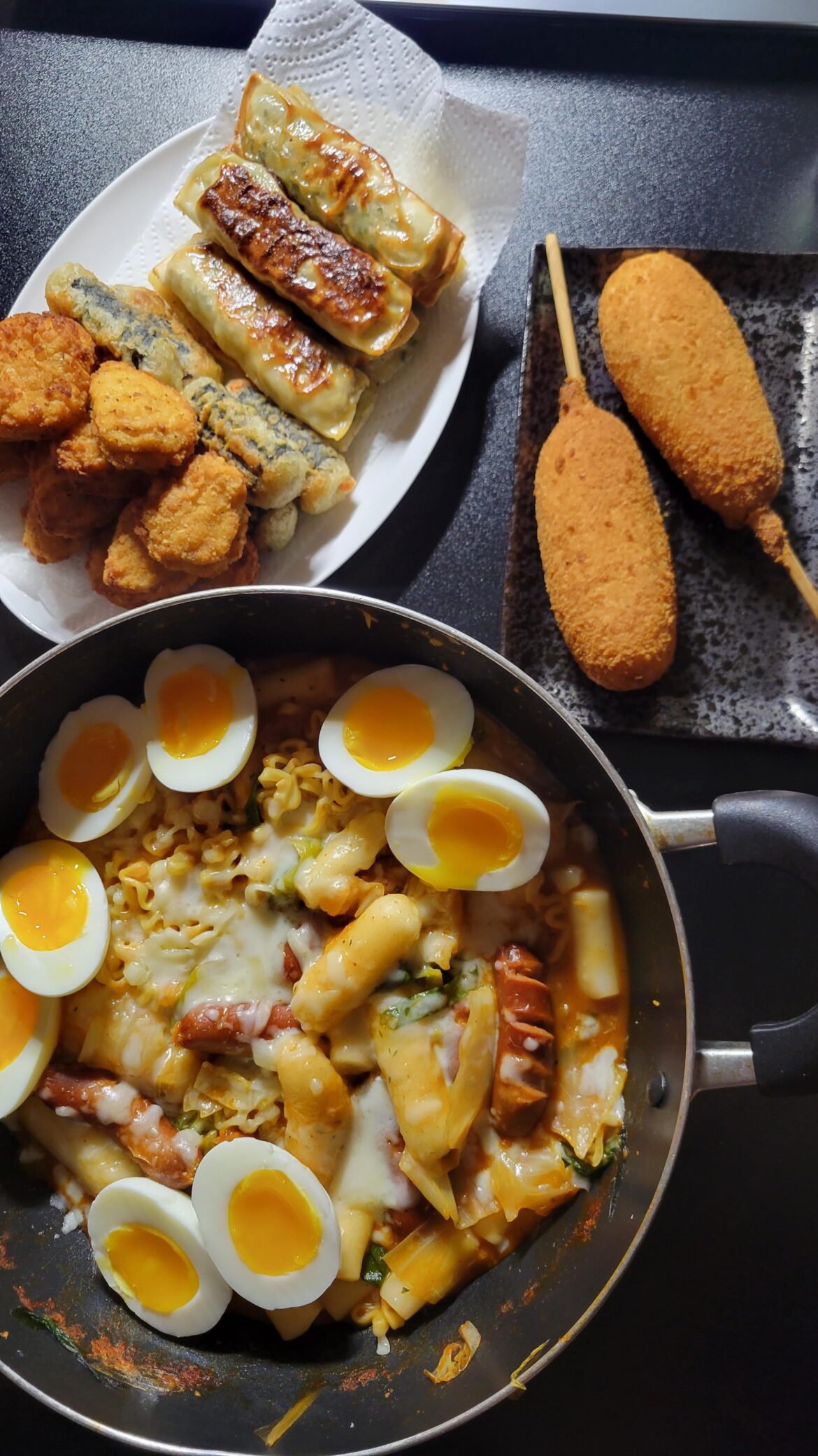 Sometimes you crave the things bad for your body - 라볶이+튀김+반숙 계란