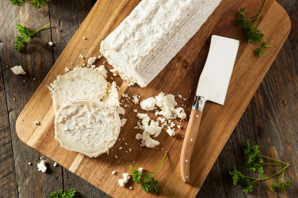 raw white organic goat cheese