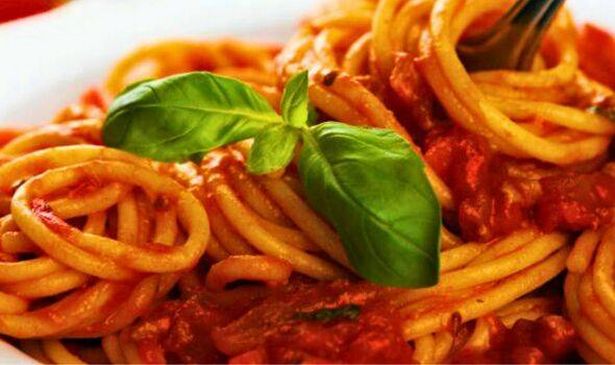 Spaghetti pasta sauce will be tastier and more flavourful if you add 1 extra ingredient